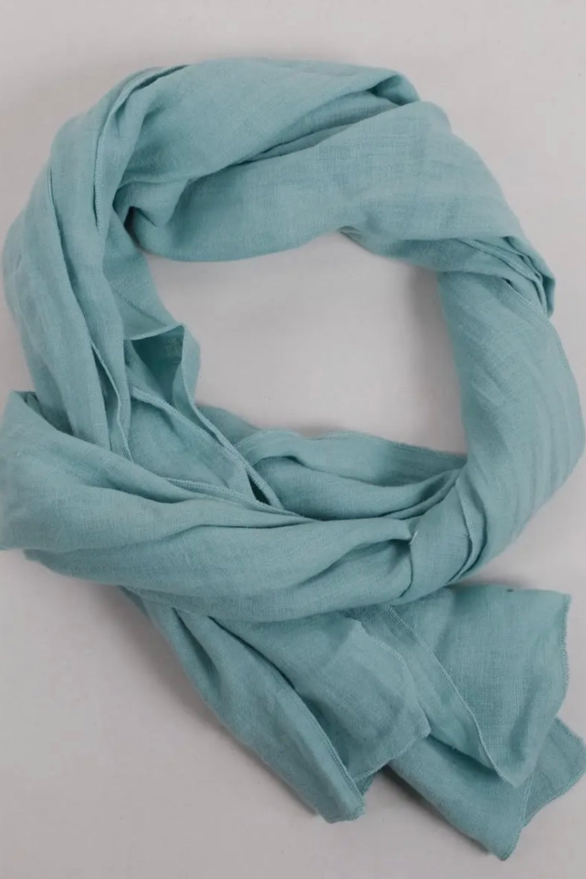 Scarf made of 100% linen