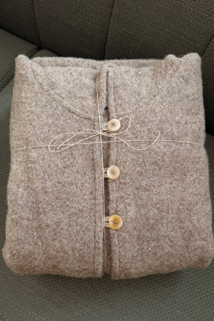 Fairy Cape aus 100% Bouclé-Wolle