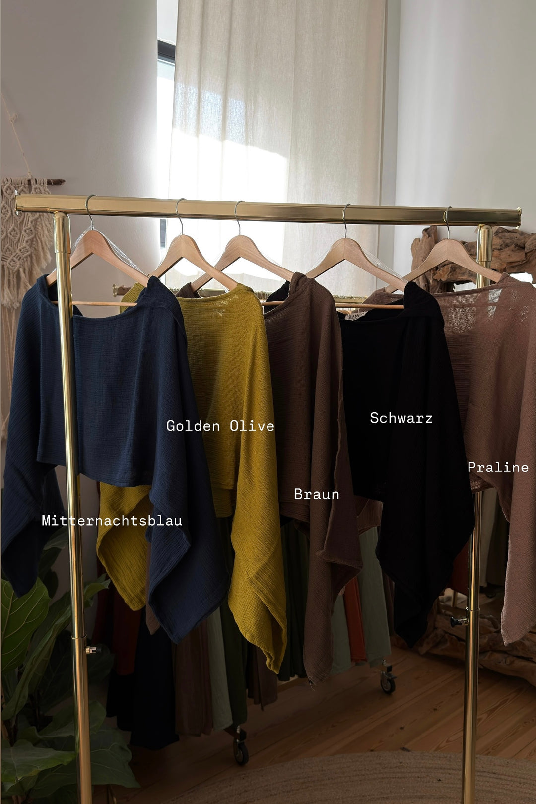 Nia Hooded Top