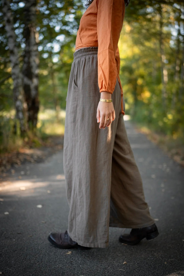 Nia Aladdin pants with scarf