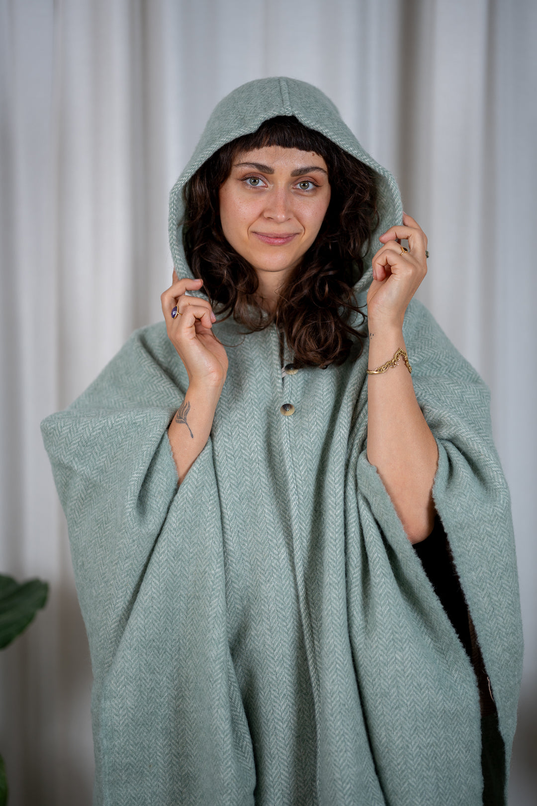 Fairy Cape in 100% Bouclé Wool