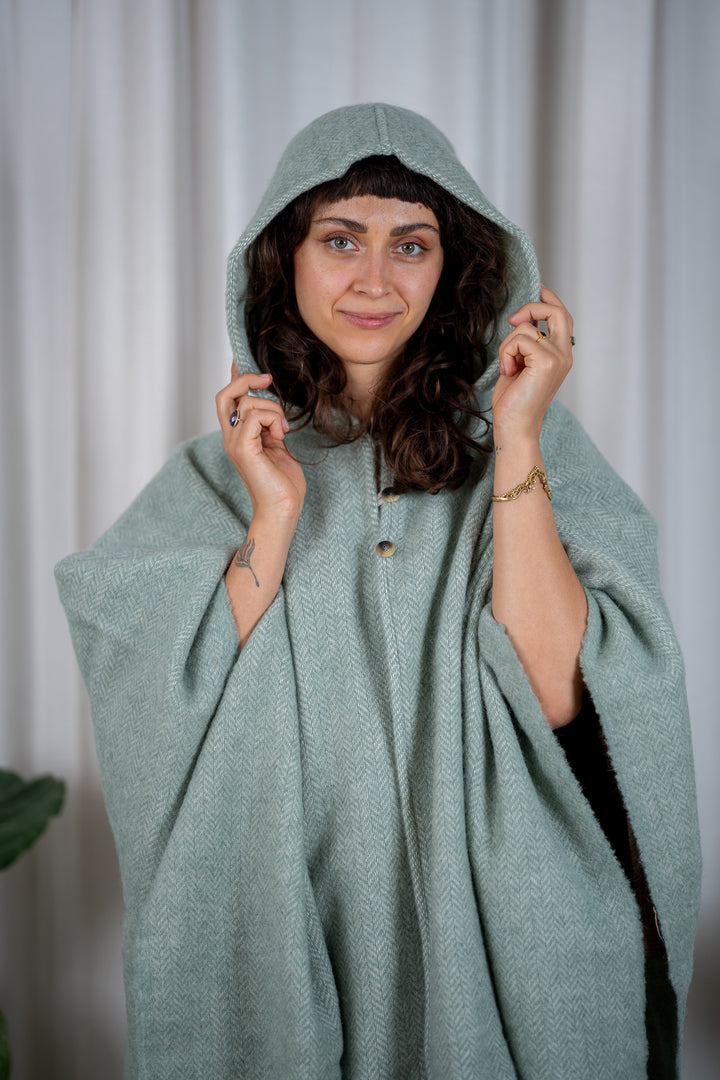 Fairy Cape in 100% Bouclé Wool