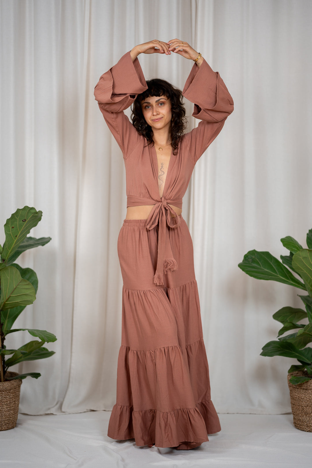 Lilly Wickelbluse mit Trompetenärmeln