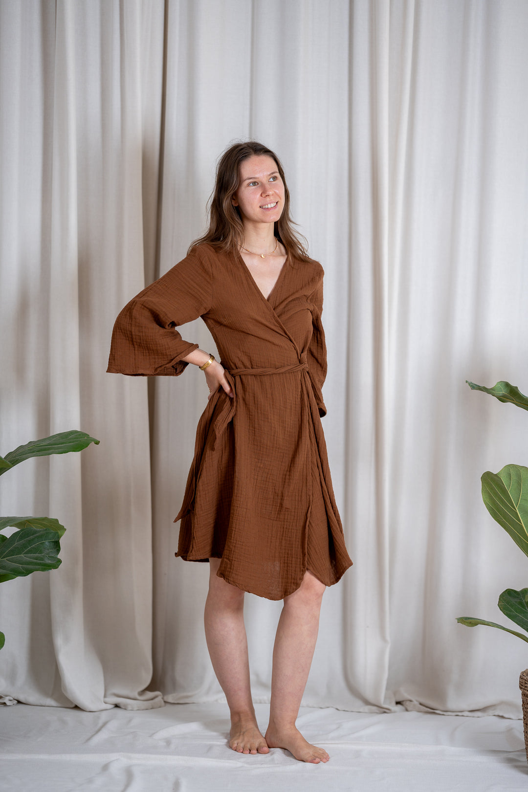 Flora Musselin Wickelkleid