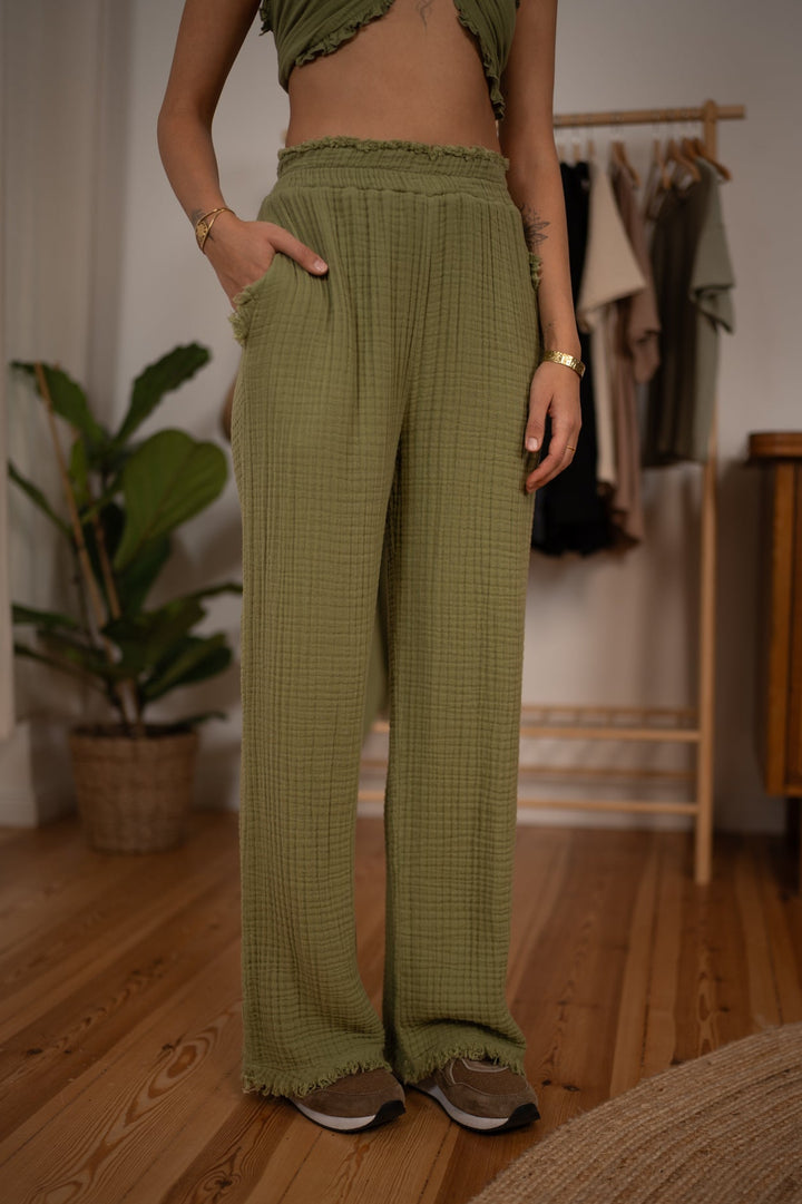 Nia Aladdin pants with scarf