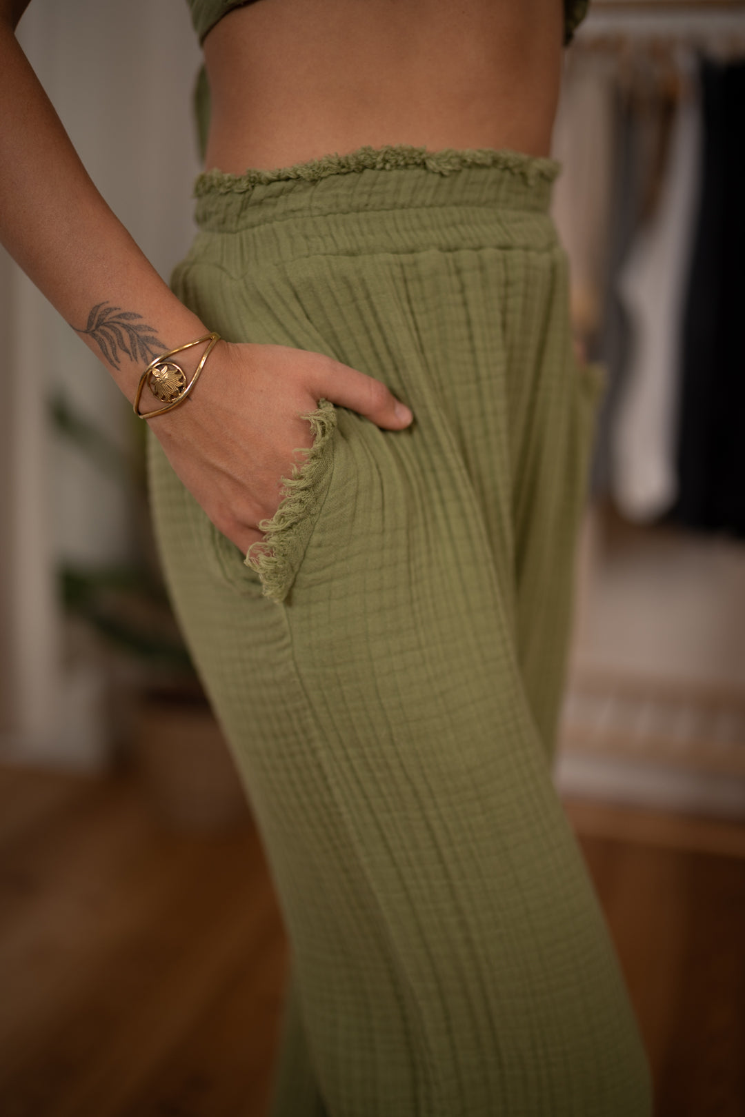 Nia Aladdin pants with scarf