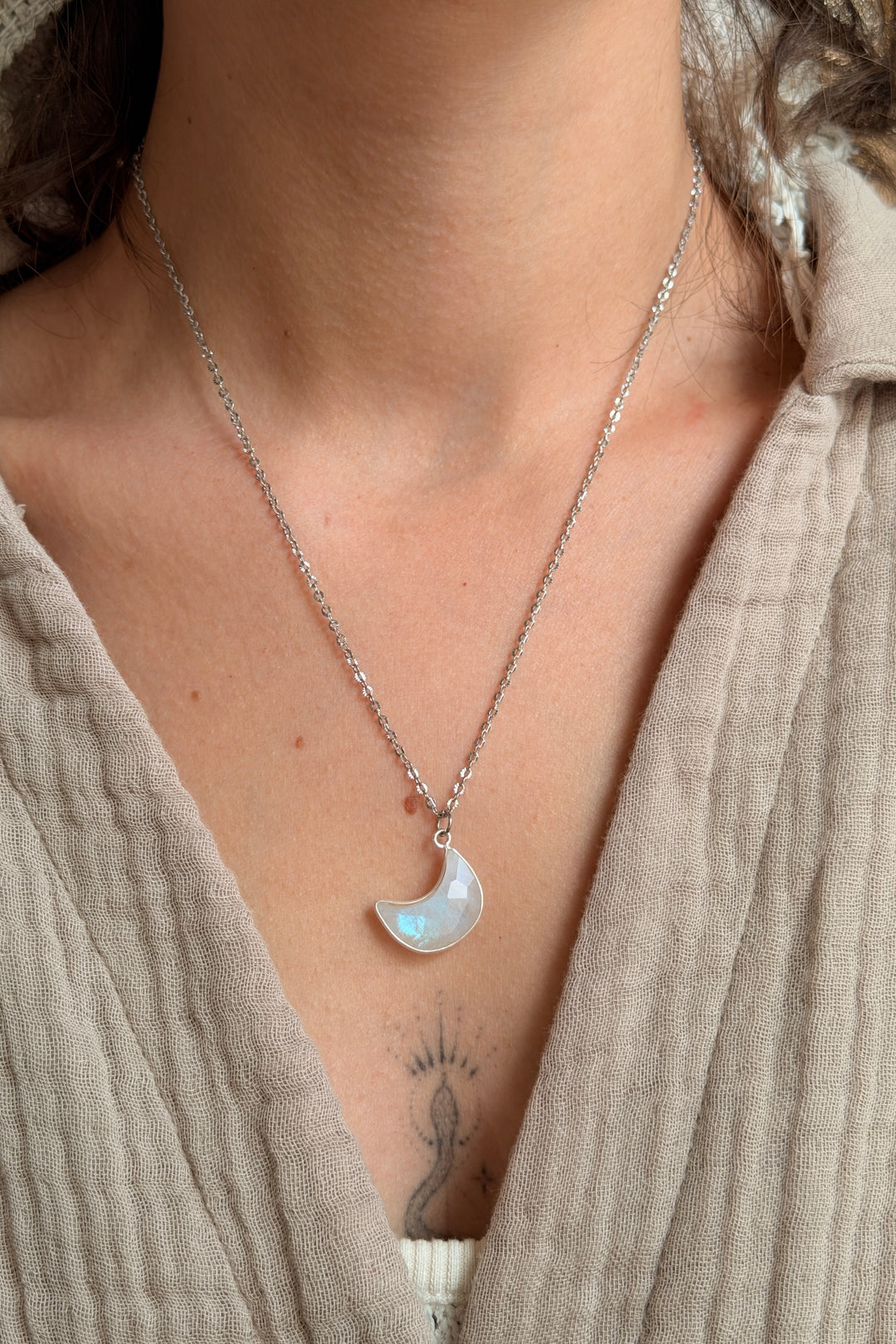 Moon Necklace - Moonstone or Labradorite