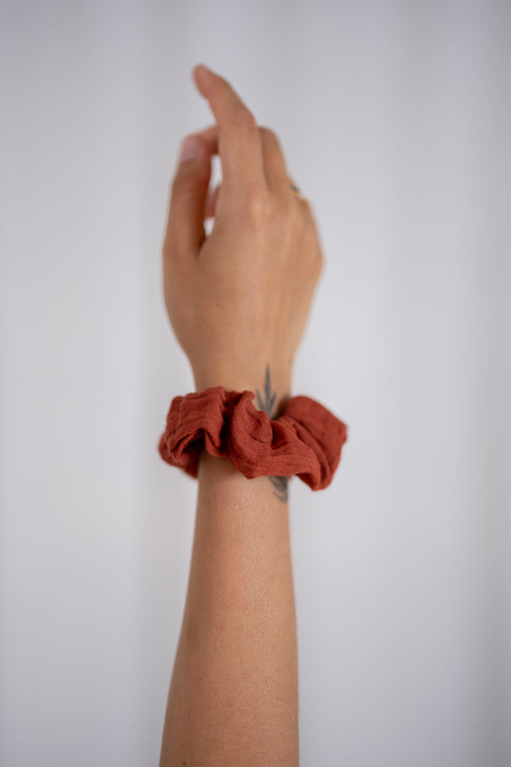 Große Scrunchies