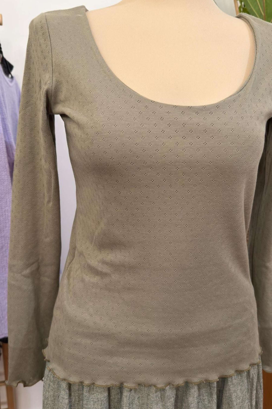 Pointelle-Baumwolltop mit langen Ärmeln