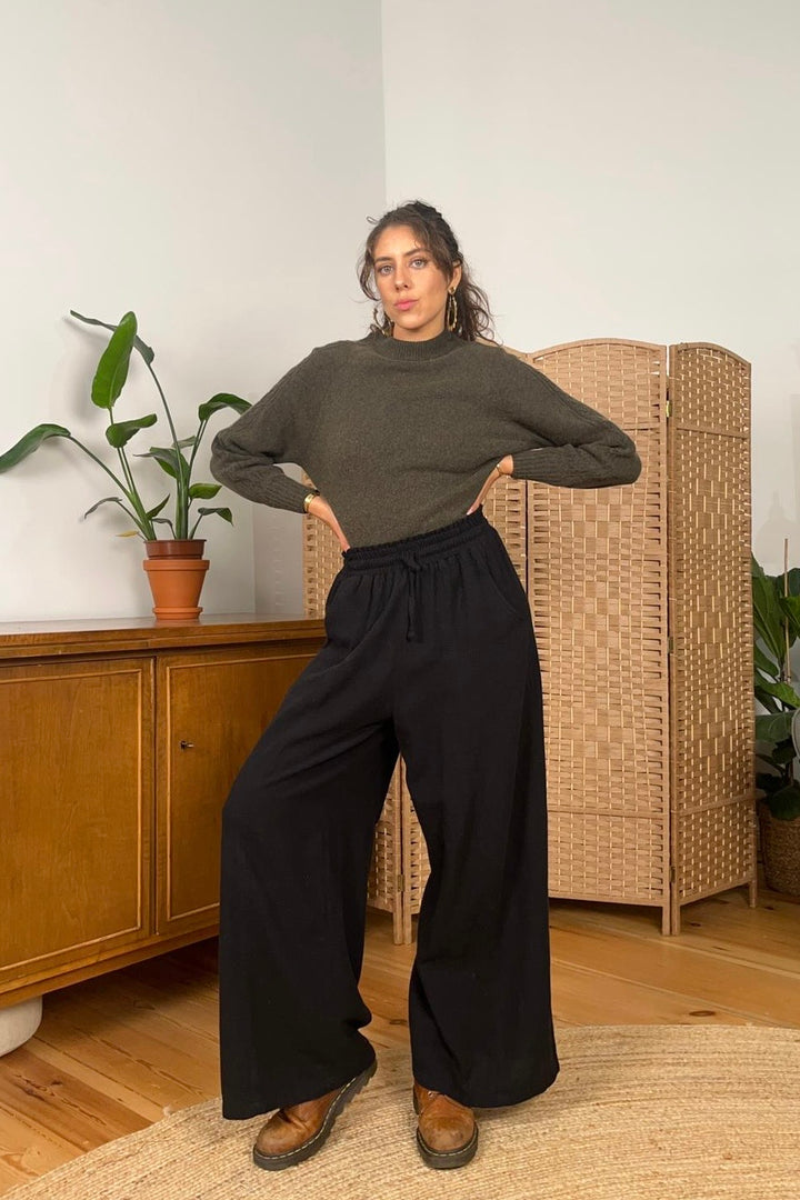 Nia Aladdin pants with scarf