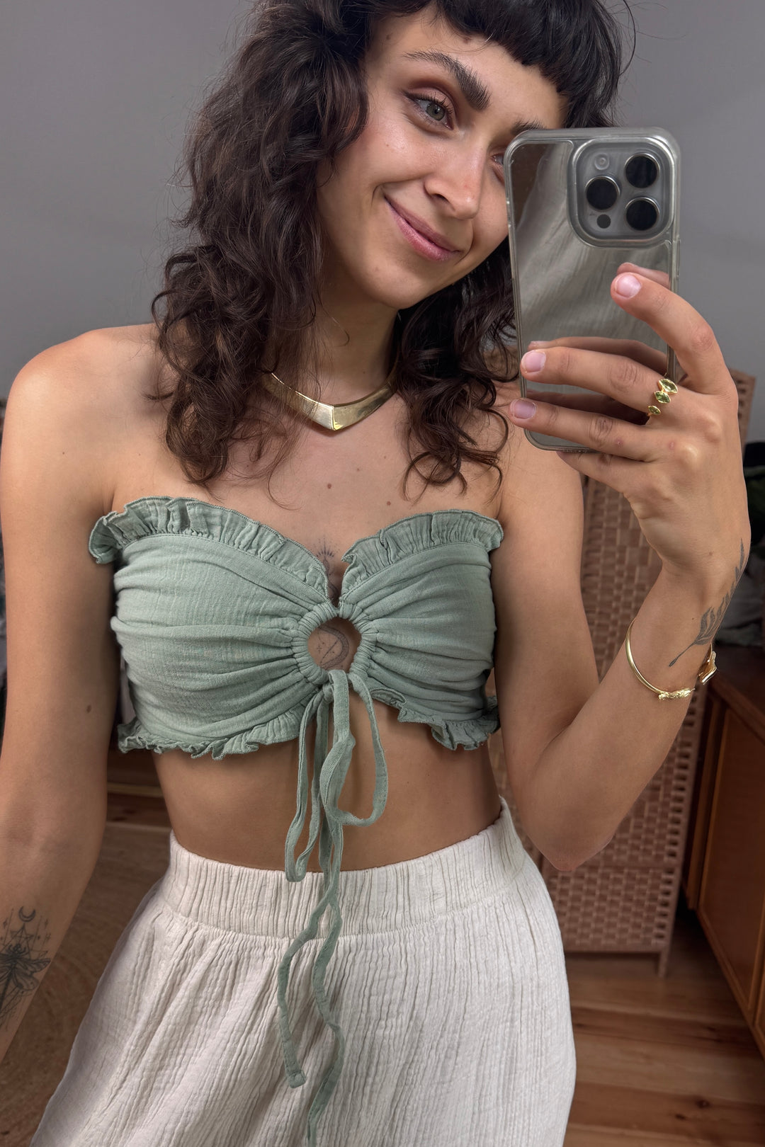 Halterneck top with ruffles
